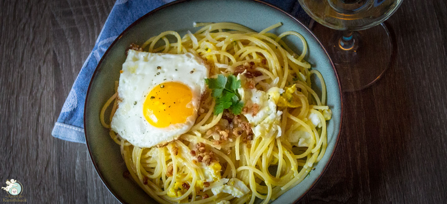 Pasta alla poverella - Spaghetti mit Spiegelei [Gastbeitrag ...
